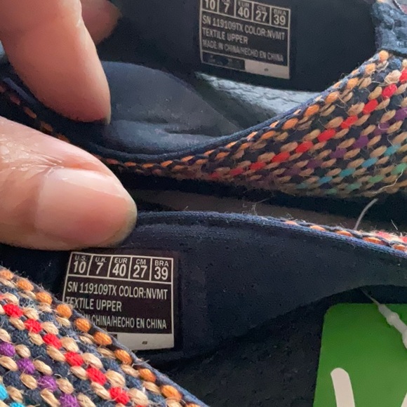 Cali from Sketchers Blue Relaxed Fit Yoga Foam Size 10, NWT - Picture 7 of 7